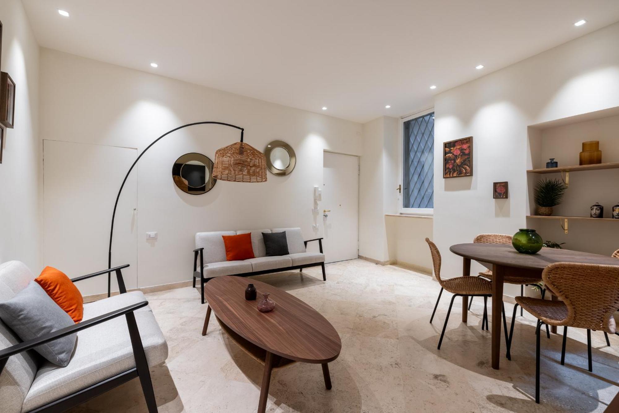 Charming 3 Bedroom Apartment In The Historic Center Rzym Zewnętrze zdjęcie