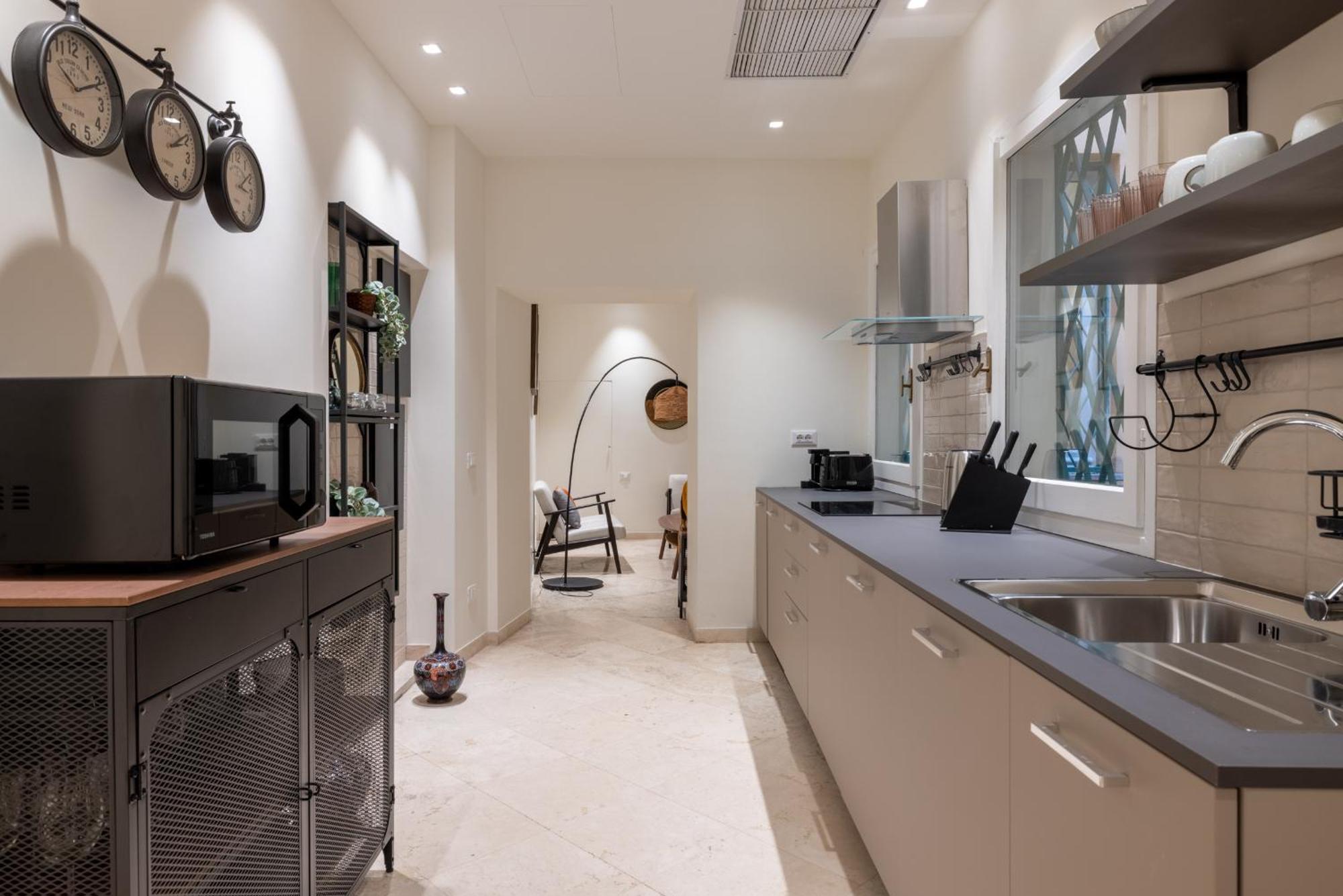 Charming 3 Bedroom Apartment In The Historic Center Rzym Zewnętrze zdjęcie